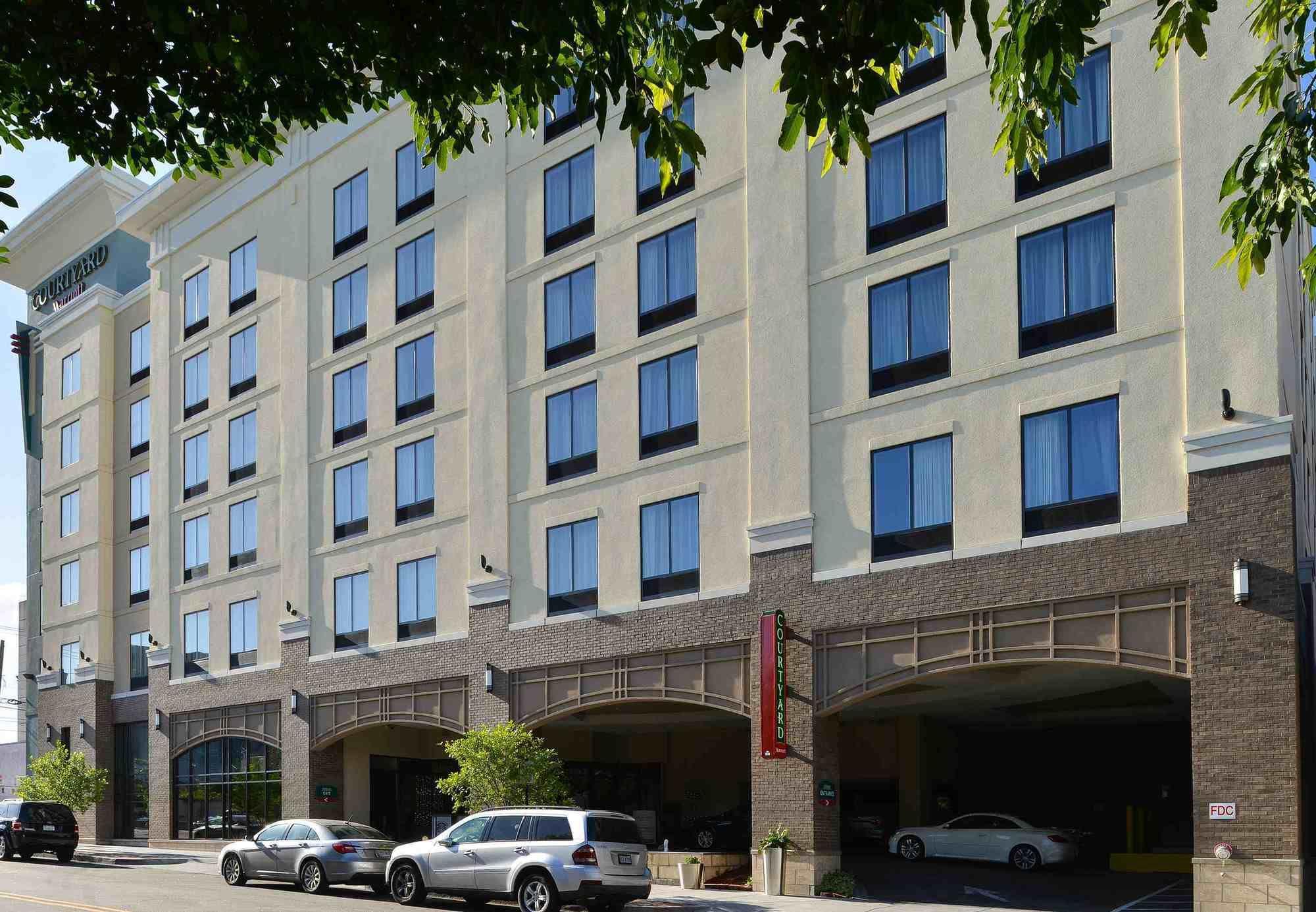 Courtyard By Marriott Wilmington Downtown/Historic District Hotel Exterior photo