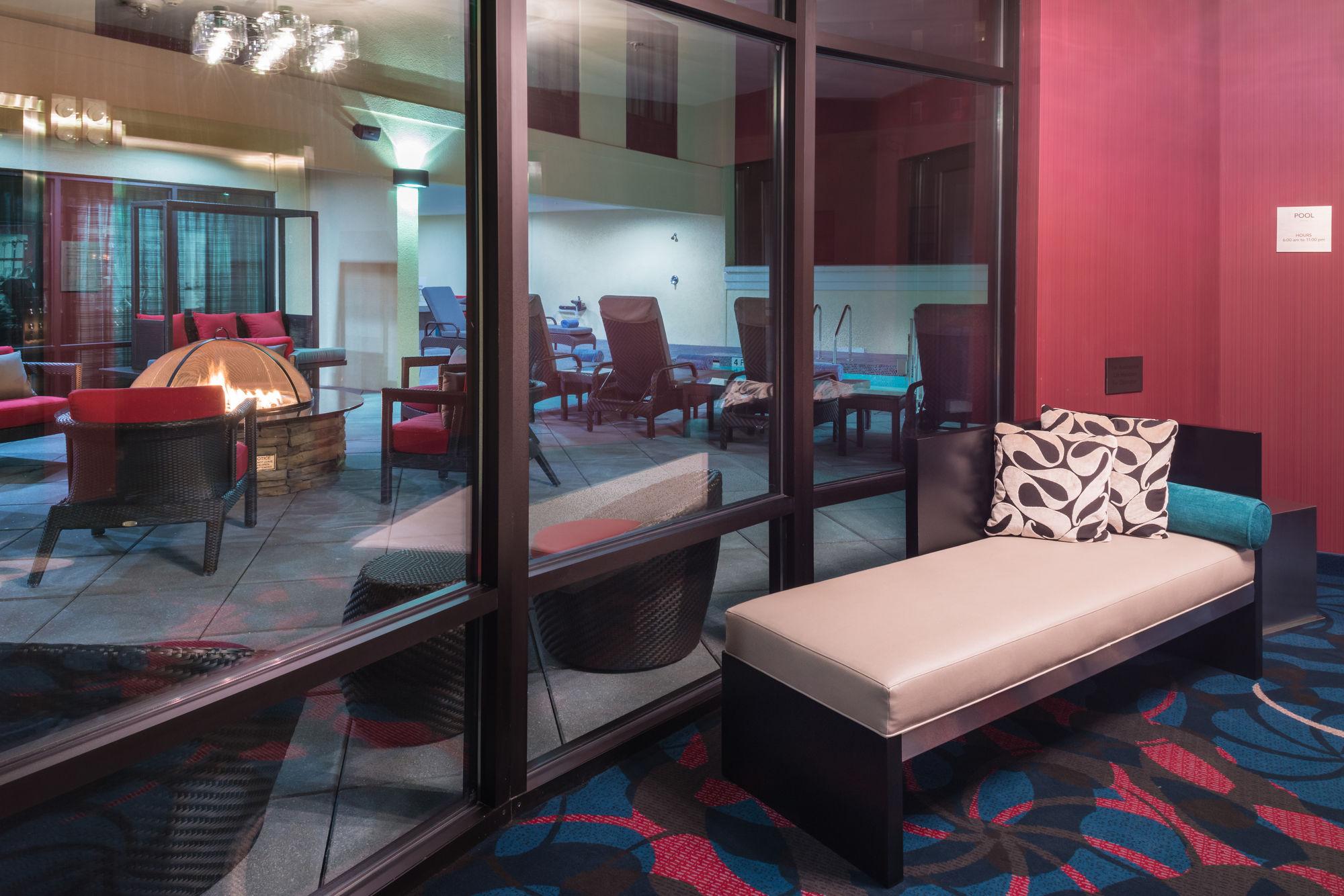 Courtyard By Marriott Wilmington Downtown/Historic District Hotel Exterior photo