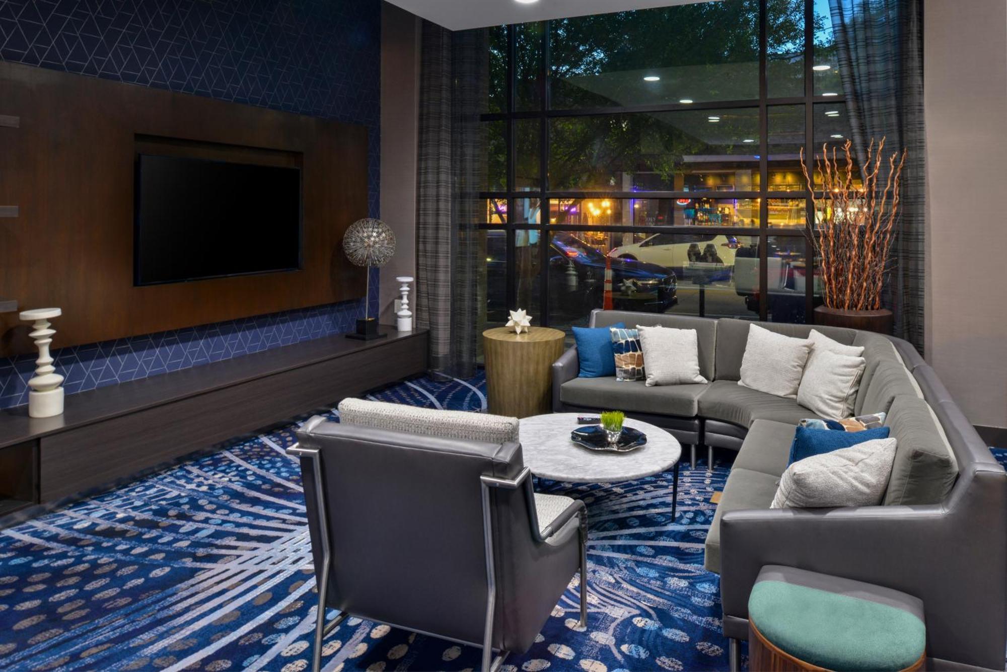 Courtyard By Marriott Wilmington Downtown/Historic District Hotel Exterior photo