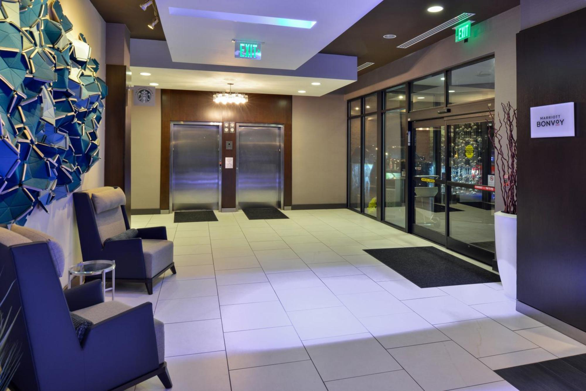 Courtyard By Marriott Wilmington Downtown/Historic District Hotel Exterior photo